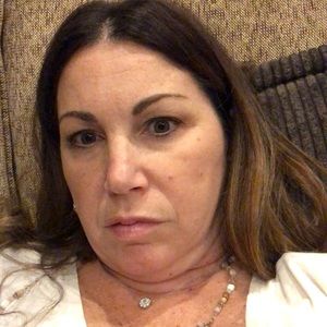 Meet your Posher, Cari